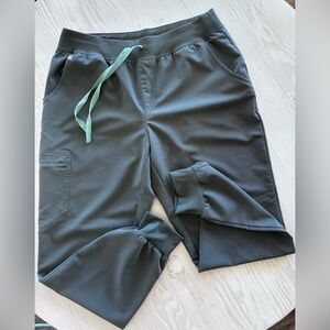Figs Women’s Scrubs Zamora Joggers Size Medium